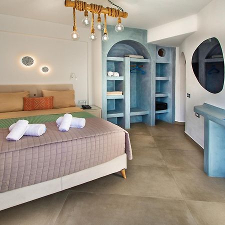 Aegean Blue Suites Pýrgos エクステリア 写真